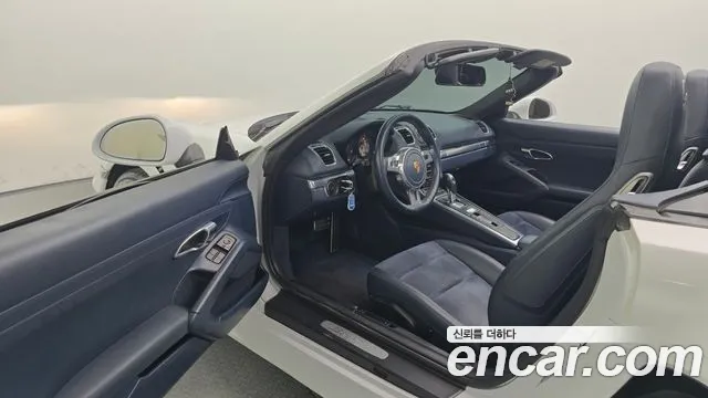 Porsche Boxster 2014 thumb 10