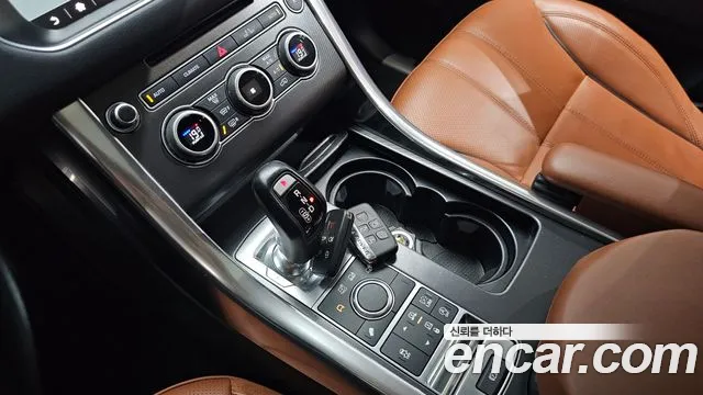 Land Rover Range Rover Sport 2017 thumb 9