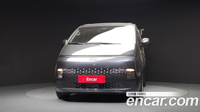 Hyundai Staria 2022 thumb 3