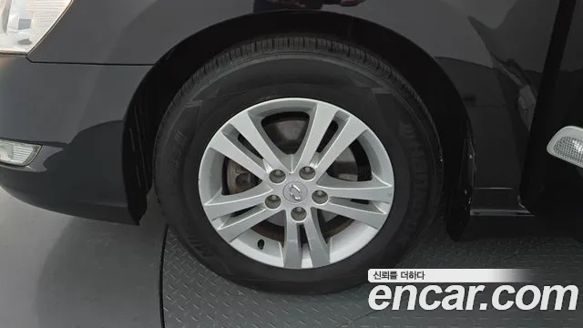 Renault-KoreaSamsung SM5 2010 thumb 5