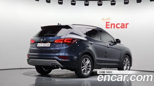 Hyundai Santa Fe 2016 thumb 2