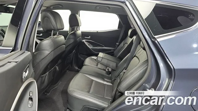 Hyundai Santa Fe 2016 thumb 12