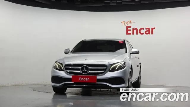 Mercedes-Benz E-Класс 2019 thumb 3