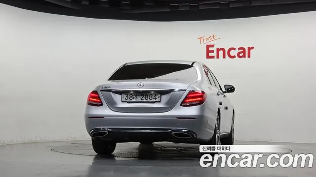 Mercedes-Benz E-Класс 2019 thumb 4