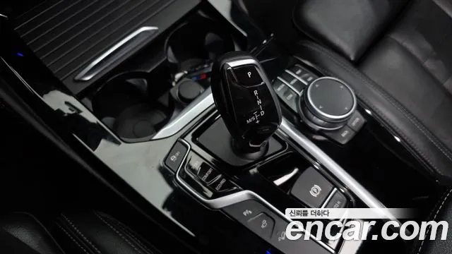 BMW X4 2021 thumb 9