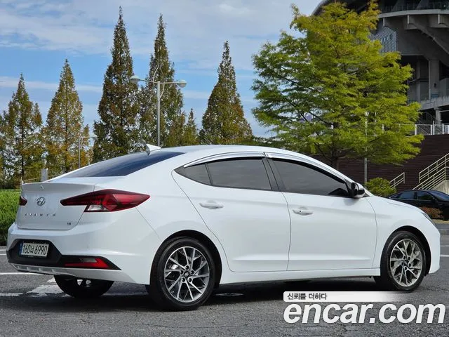 Hyundai Avante 2019 thumb 8