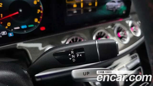 Mercedes-Benz E-Класс 2021 thumb 8