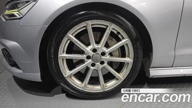 Audi A6 2015 thumb 4