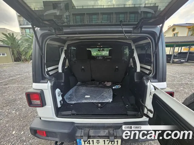 Jeep Wrangler 2020 thumb 5