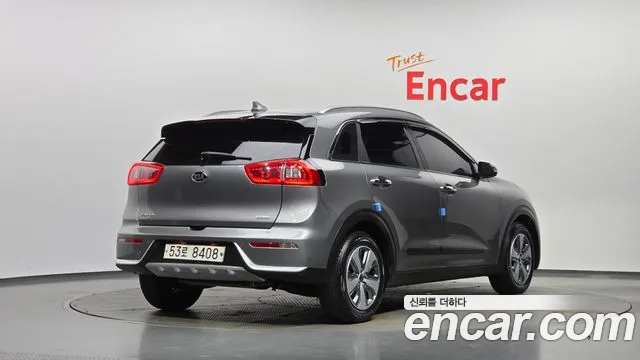 Kia Niro 2019 thumb 2