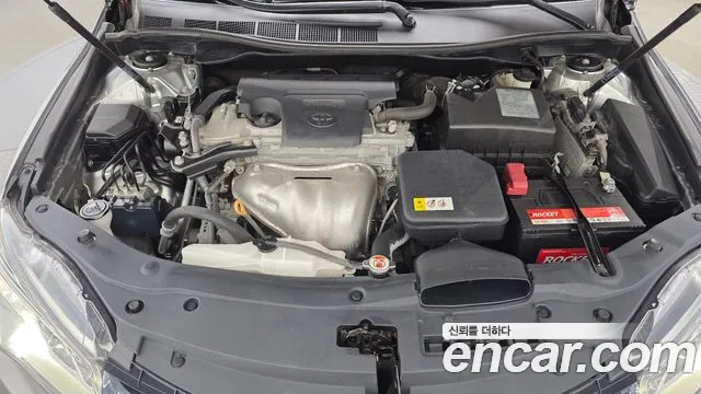 Toyota Camry 2017 thumb 6