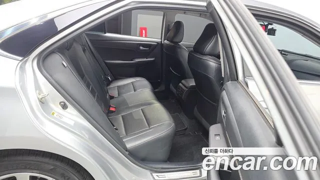 Toyota Camry 2017 thumb 11