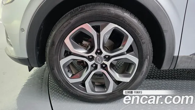 Renault-KoreaSamsung Arkana 2020 thumb 4