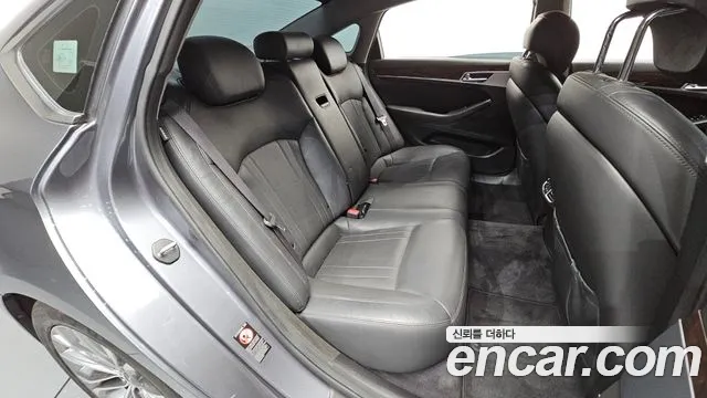 Hyundai Genesis 2016 thumb 11