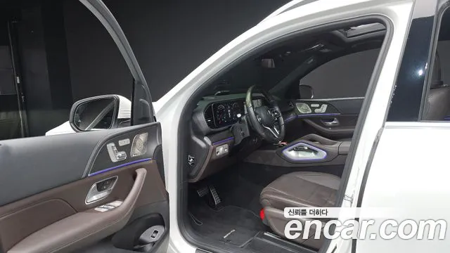 Mercedes-Benz GLS 2022 thumb 10