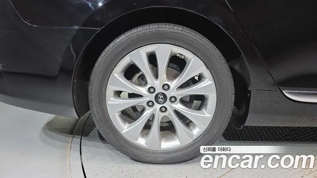 Hyundai Grandeur 2012 thumb 5