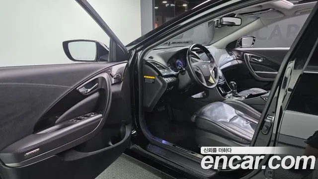 Hyundai Grandeur 2012 thumb 10