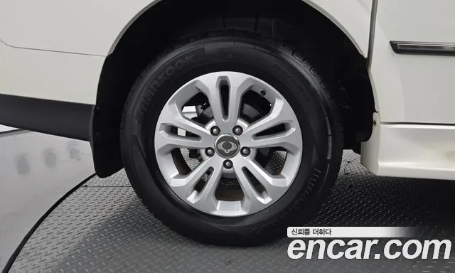 KG_Mobility_Ssangyong KORANDO 2016 thumb 4