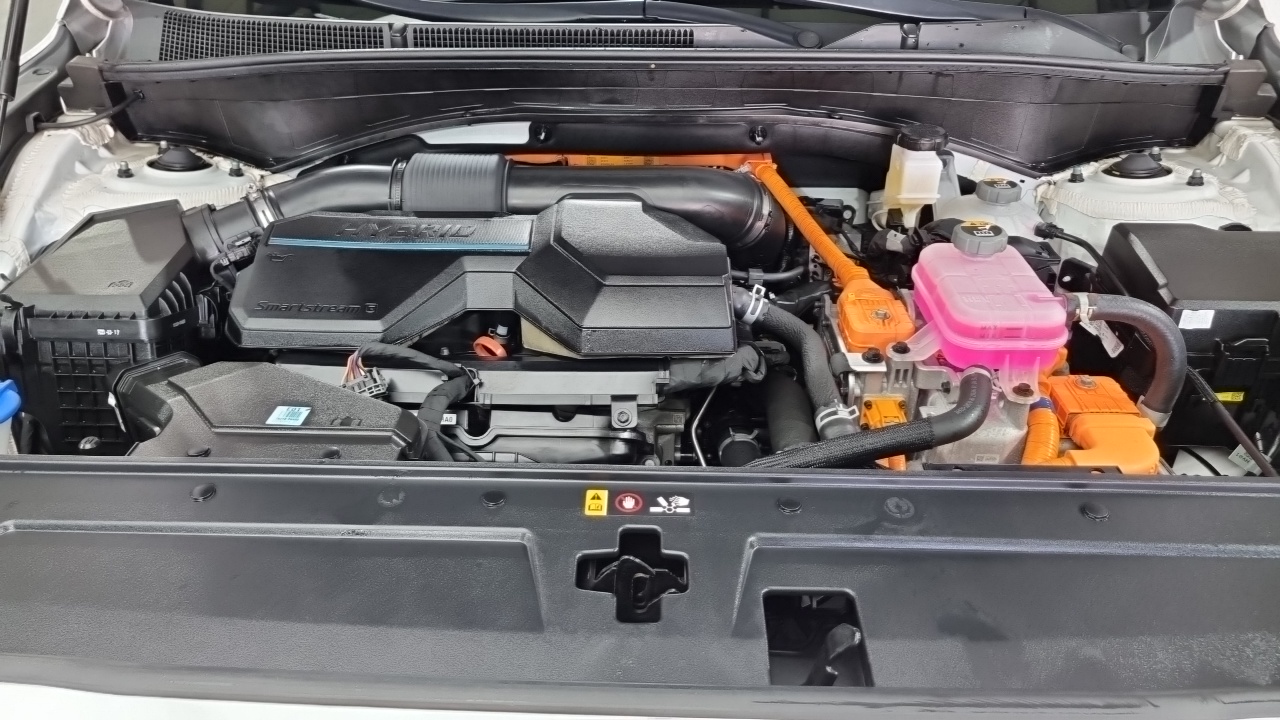 Hyundai Santa Fe 2023 thumb 6
