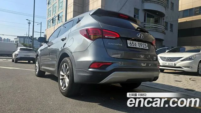 Hyundai Santa Fe 2016 thumb 4