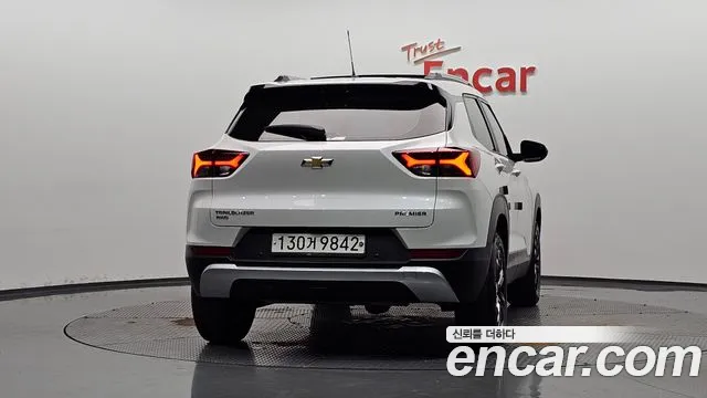 ChevroletGMDaewoo TrailBlazer 2020 thumb 3
