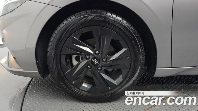 Hyundai Avante 2020 thumb 4