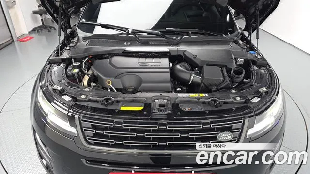 Land Rover Range Rover Evoque 2026 thumb 5