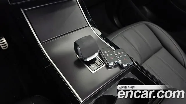 Land Rover Range Rover Evoque 2026 thumb 8