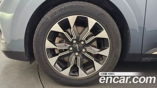 Kia Carnival 2021 thumb 5