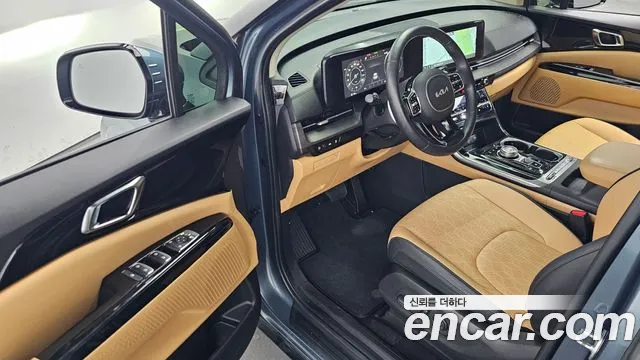 Kia Carnival 2021 thumb 10