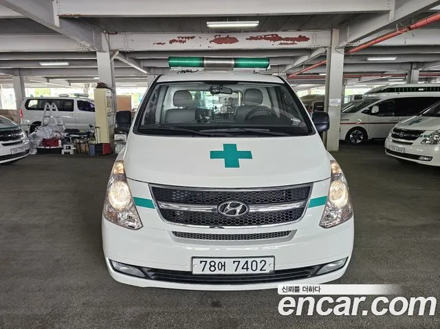Hyundai Starex 2015 thumb 2