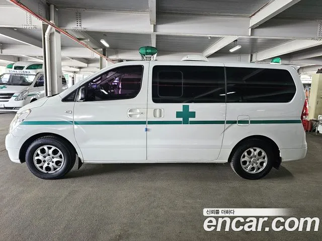 Hyundai Starex 2015 thumb 3