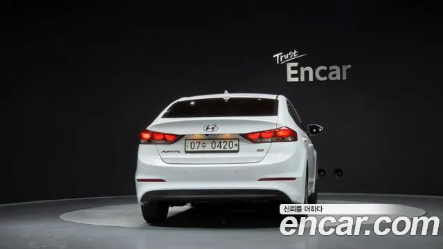 Hyundai Avante 2015 thumb 4