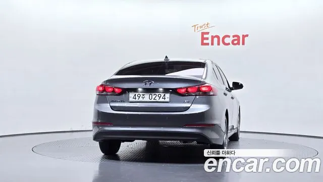 Hyundai Avante 2016 thumb 4