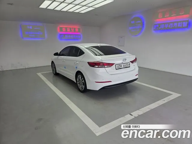 Hyundai Avante 2017 thumb 6