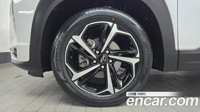 ChevroletGMDaewoo TrailBlazer 2022 thumb 5