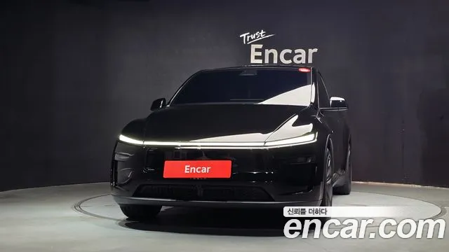 Tesla Model Y 2026 thumb 3