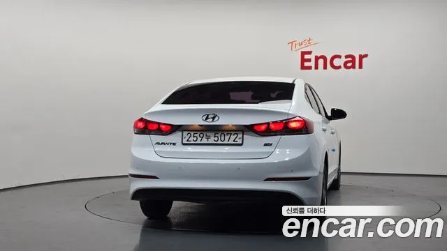 Hyundai Avante 2016 thumb 4
