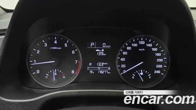 Hyundai Avante 2016 thumb 8