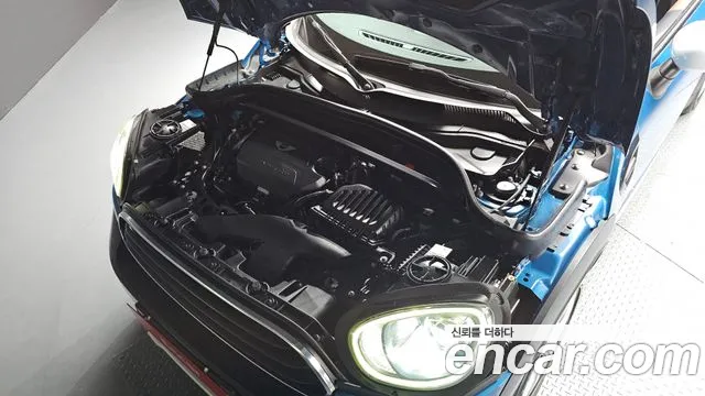 MINI Countryman 2018 thumb 6