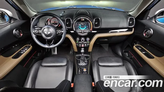 MINI Countryman 2018 thumb 7