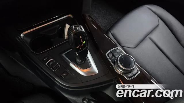 BMW 3-Series 2014 thumb 9