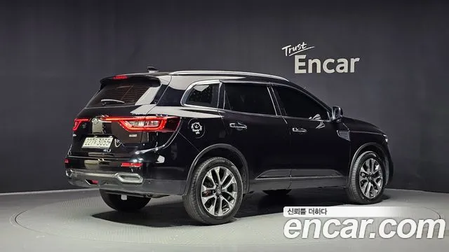 Renault-KoreaSamsung Koleos 2016 thumb 2