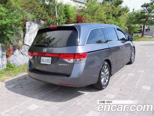 Honda Odyssey 2016 thumb 3