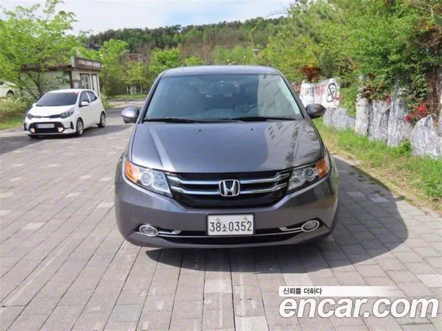 Honda Odyssey 2016 thumb 11