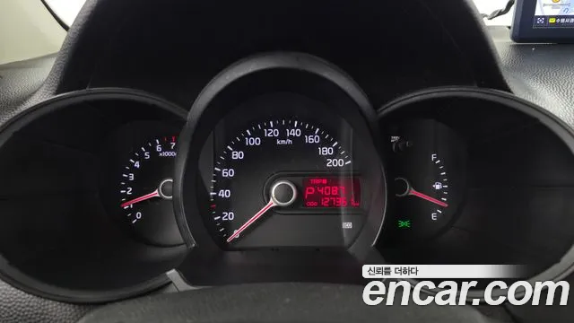Kia Morning 2014 thumb 8