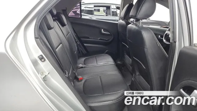 Kia Morning 2014 thumb 12