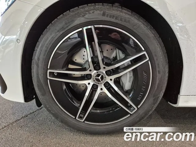 Mercedes-Benz E-Класс 2026 thumb 5