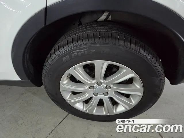 Land Rover Discovery Sport 2016 thumb 5