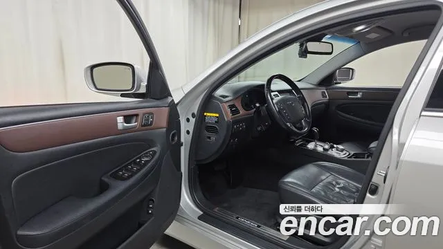Hyundai Genesis 2012 thumb 9